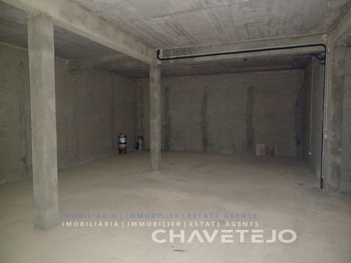 Image No.41-3 Bed House for sale