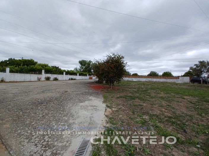 Image No.12-3 Bed House for sale