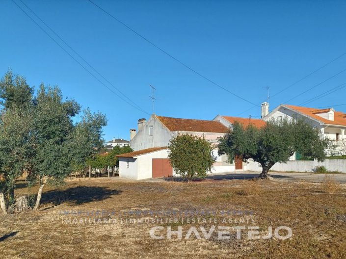 Image No.13-3 Bed House for sale