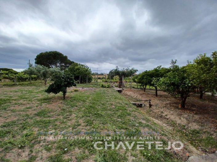 Image No.14-3 Bed House for sale