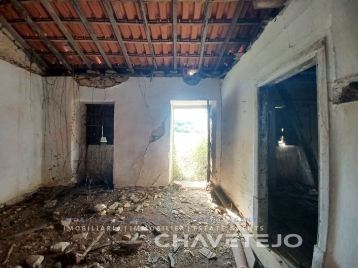 Image No.11-2 Bed House for sale