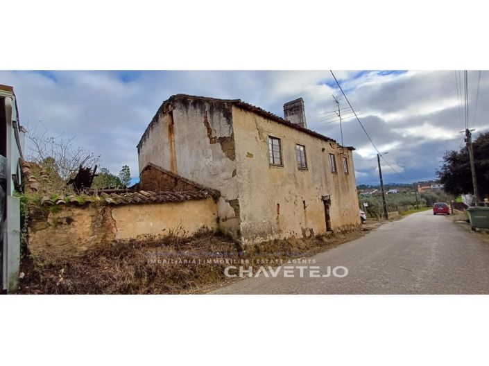 Image No.19-4 Bed House for sale