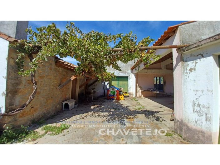 Image No.15-4 Bed House for sale