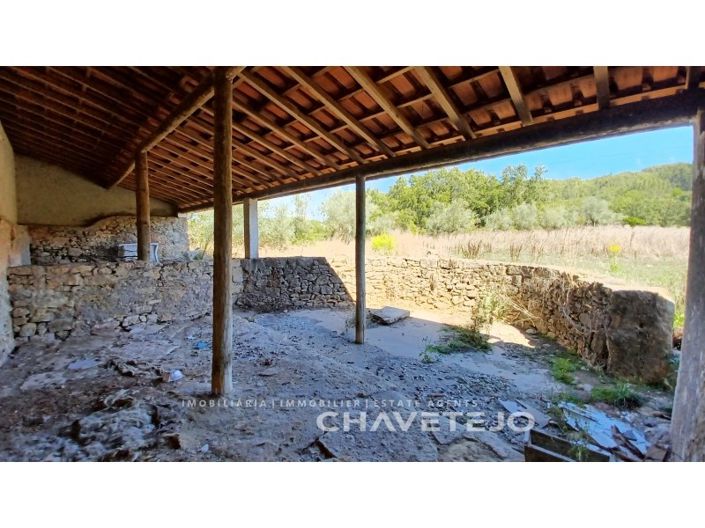 Image No.8-4 Bed House for sale