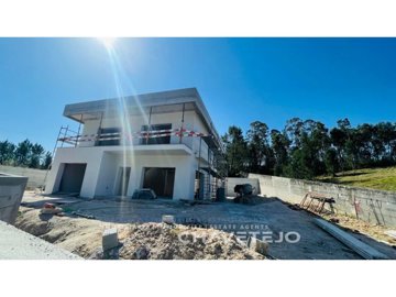 1 - Ansião, House