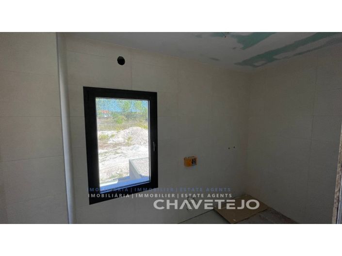 Image No.11-4 Bed House for sale