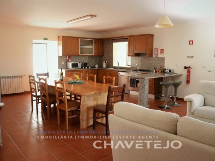 Image No.11-6 Bed House for sale