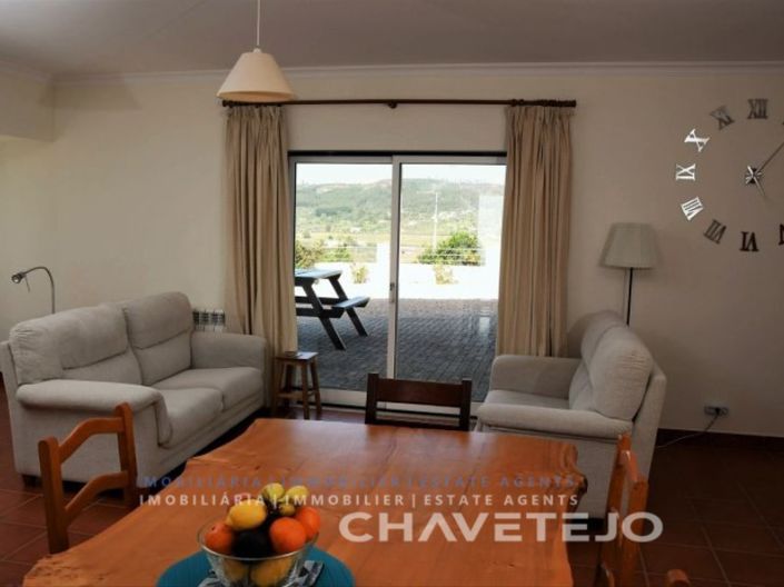 Image No.12-6 Bed House for sale