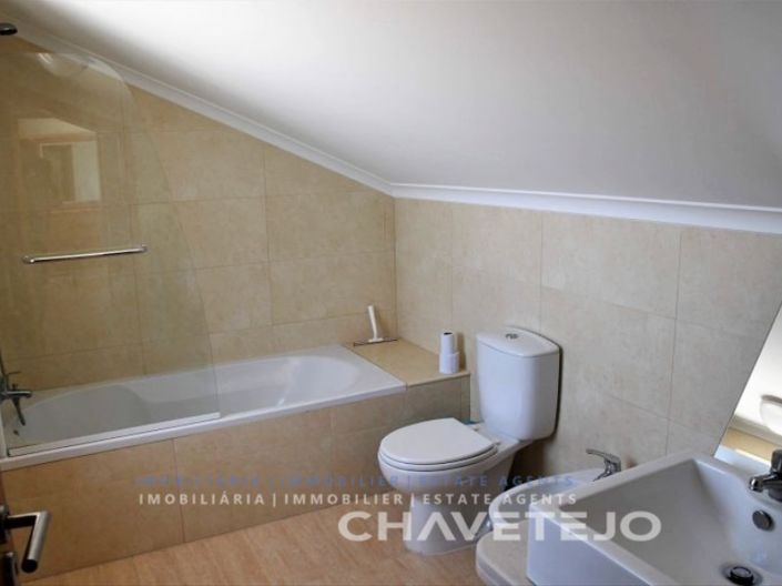 Image No.23-6 Bed House for sale