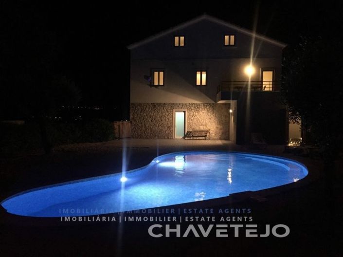 Image No.33-6 Bed House for sale