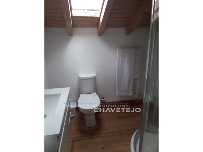 Image No.10-2 Bed House for sale