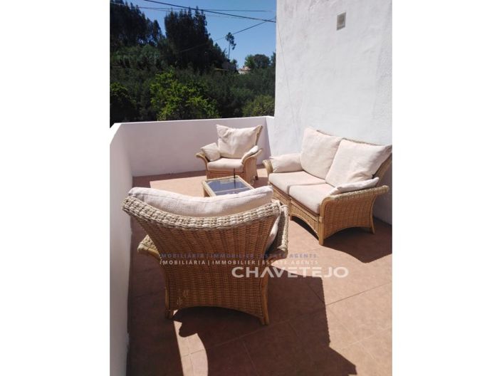 Image No.13-2 Bed House for sale