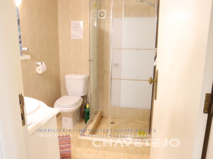 Image No.19-5 Bed House for sale