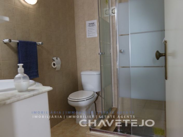 Image No.20-5 Bed House for sale