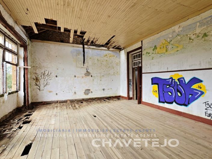 Image No.15-2 Bed House for sale