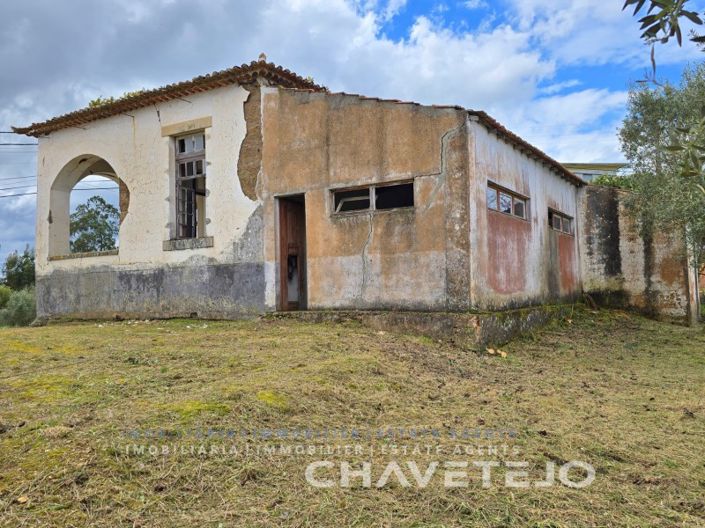 Image No.4-2 Bed House for sale