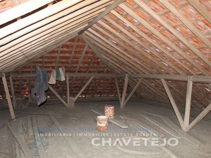 Image No.41-7 Bed House for sale