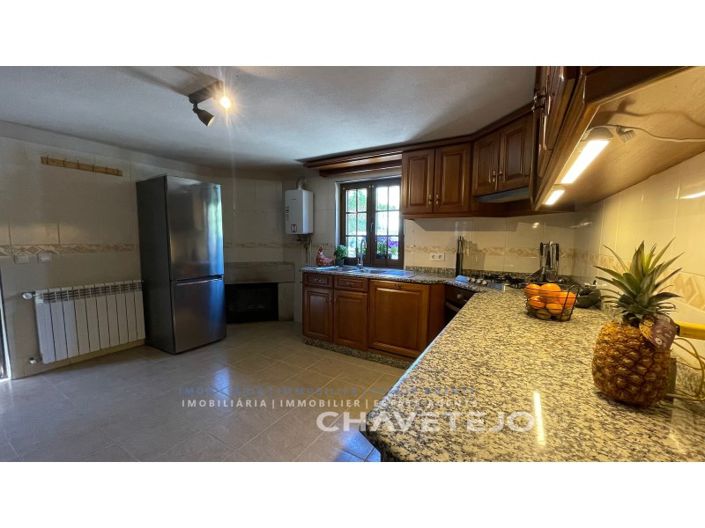 Image No.12-6 Bed Farmhouse for sale