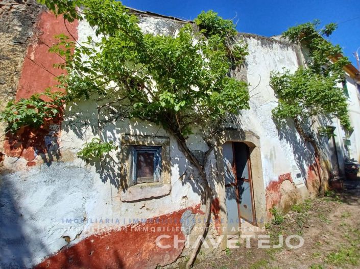 Image No.1-3 Bed House for sale