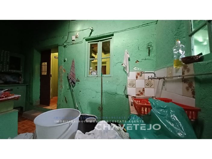 Image No.16-3 Bed House for sale