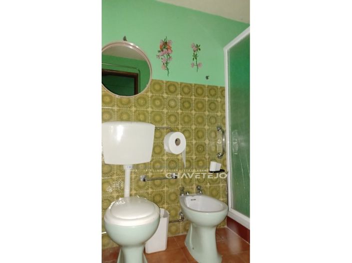 Image No.17-3 Bed House for sale