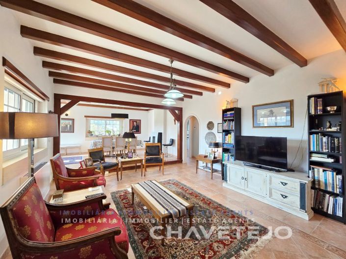 Image No.25-3 Bed House for sale