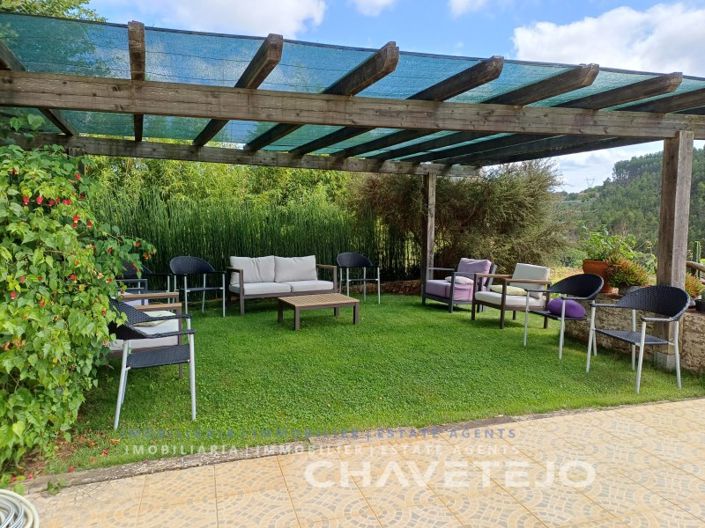 Image No.38-10 Bed Farmhouse for sale