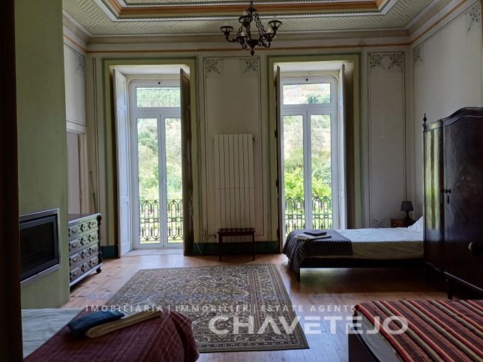 Image No.55-10 Bed Farmhouse for sale