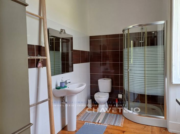 Image No.59-10 Bed Farmhouse for sale