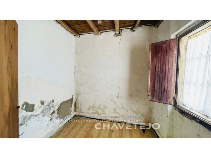 Image No.18-2 Bed House for sale