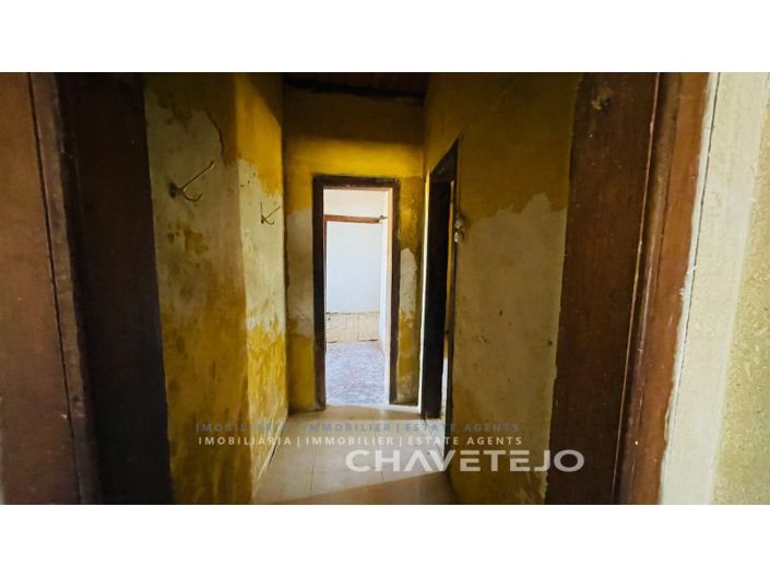 Image No.20-2 Bed House for sale