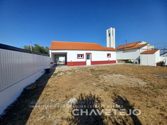 Image No.4-2 Bed House for sale