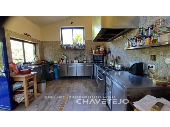 Image No.44-5 Bed Farmhouse for sale