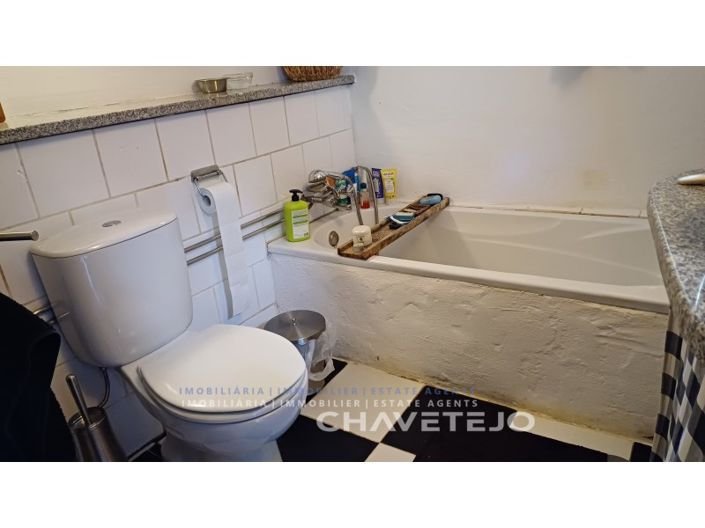 Image No.7-5 Bed Farmhouse for sale