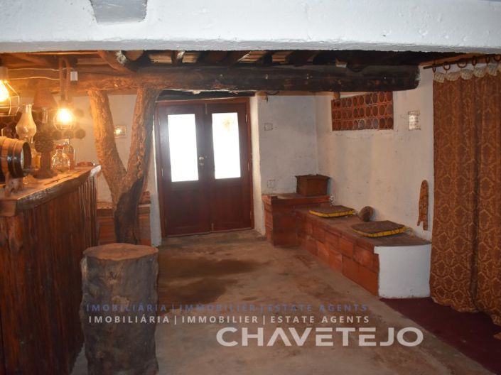 Image No.24-4 Bed House for sale