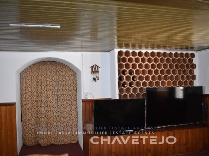 Image No.57-4 Bed House for sale