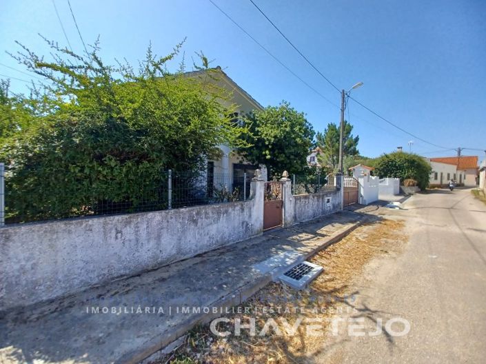 Image No.4-3 Bed House for sale