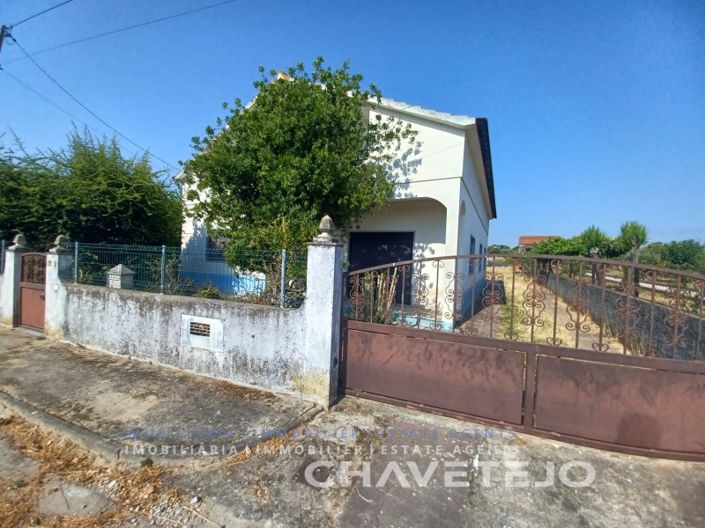 Image No.3-3 Bed House for sale