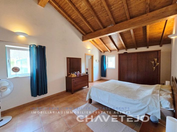 Image No.30-3 Bed House for sale