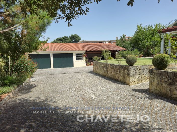 Image No.11-5 Bed House for sale