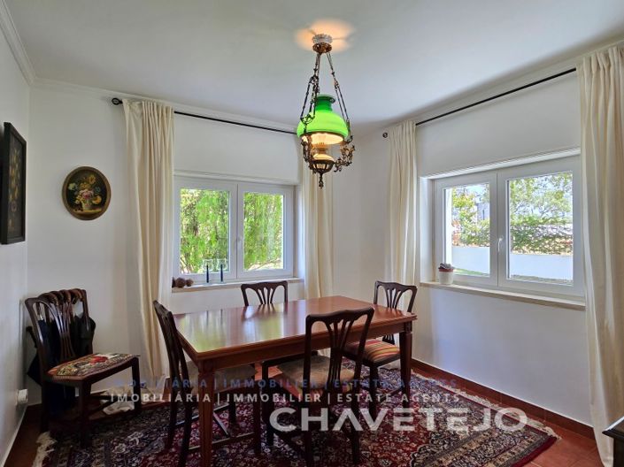 Image No.19-5 Bed House for sale