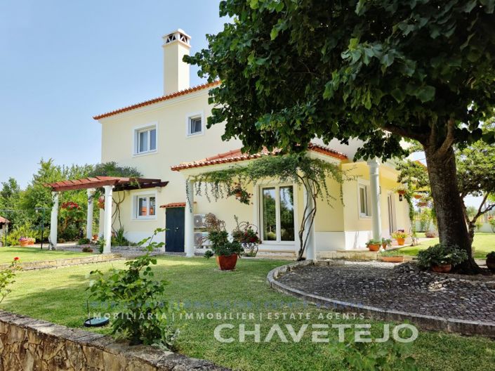 Image No.3-5 Bed House for sale