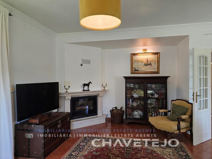 Image No.27-5 Bed House for sale