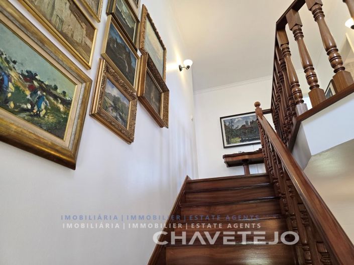 Image No.30-5 Bed House for sale