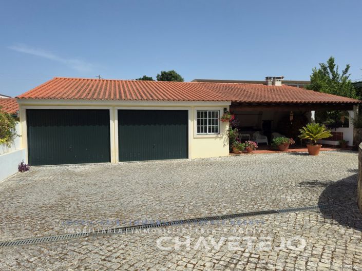 Image No.43-5 Bed House for sale