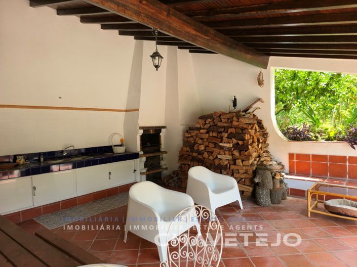 Image No.47-5 Bed House for sale