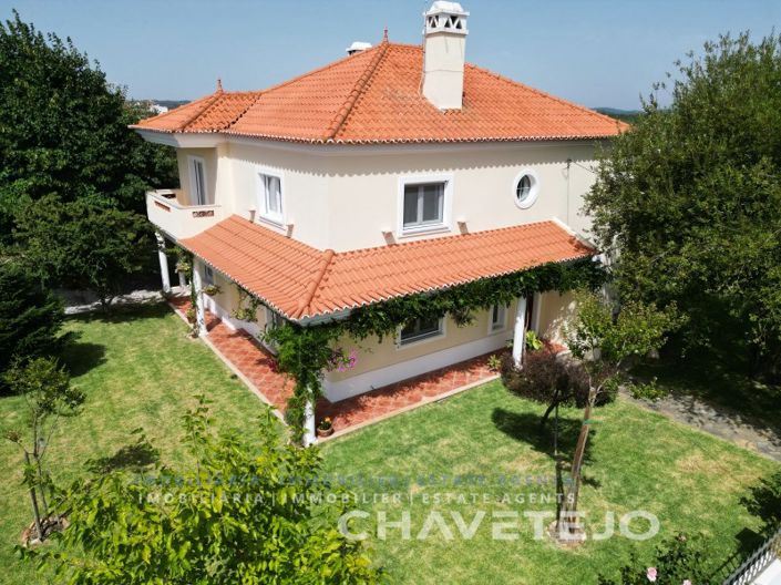 Image No.58-5 Bed House for sale