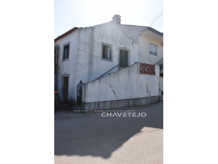 Image No.1-3 Bed House for sale