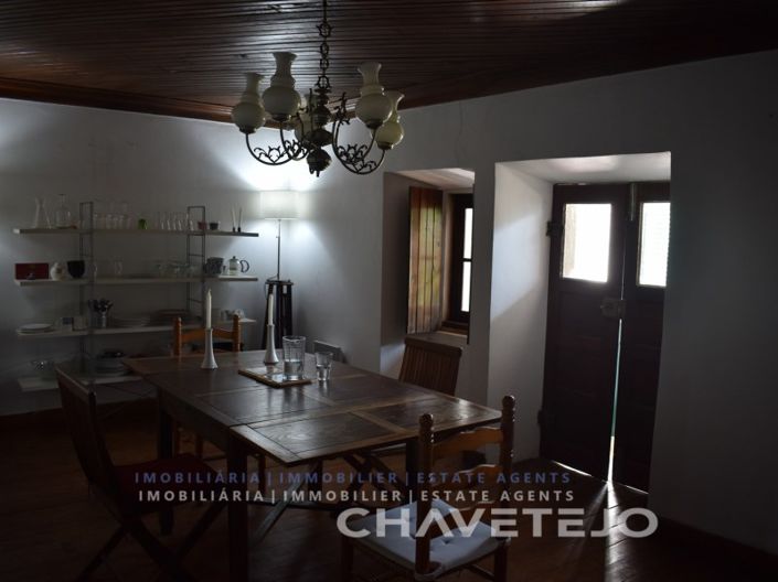 Image No.8-3 Bed House for sale