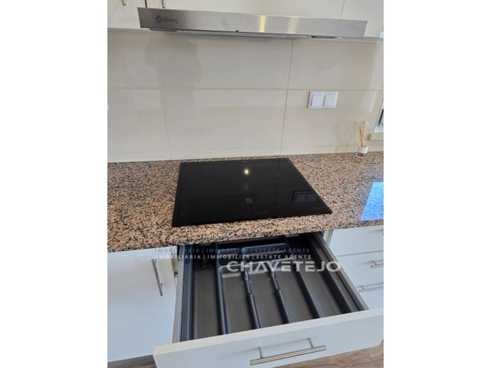 Image No.44-3 Bed House for sale